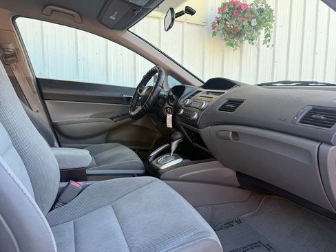 Used 2010 Honda Civic LX image 13