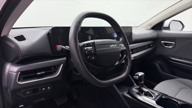 Used 2025 Kia K4 FWD image 24