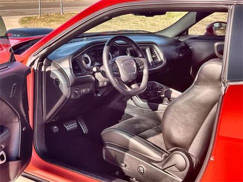 Used 2022 Dodge Challenger R/T Scat Pack image 3