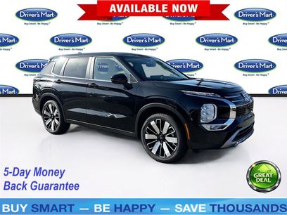 Used 2025 Mitsubishi Outlander SE