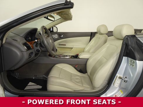 Used 2010 Jaguar XK Convertible image 4