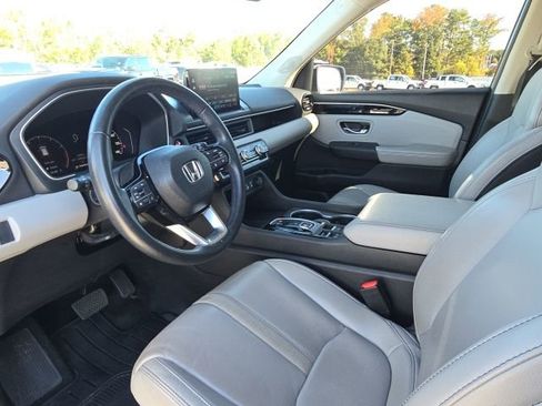 Used 2024 Honda Pilot Touring image 24