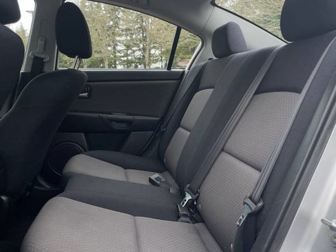 Used 2006 MAZDA MAZDA3 i Touring image 15