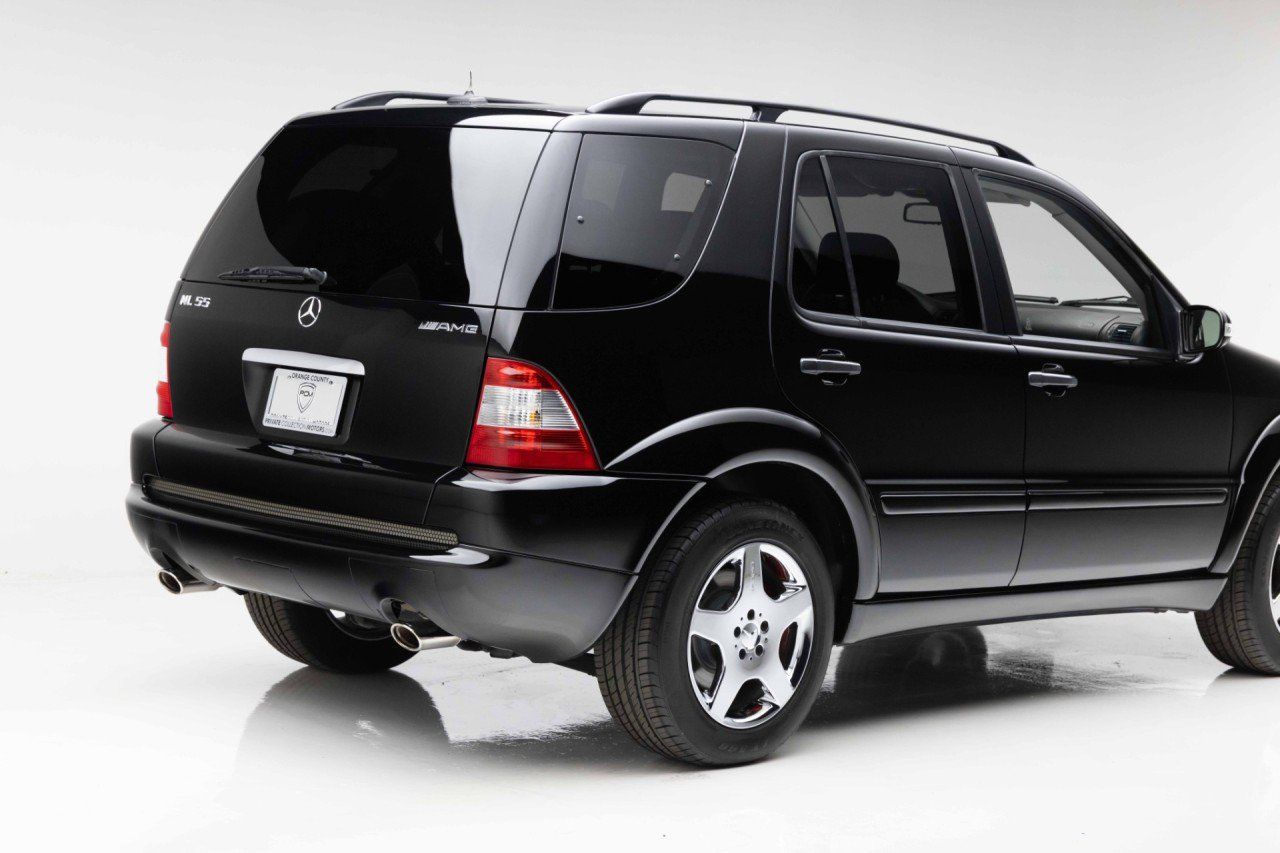 Used 2002 Mercedes-Benz ML 55 AMG 4MATIC image 39