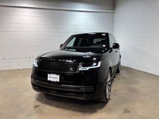 Used 2023 Land Rover Range Rover SE video 2