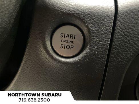 Used 2022 Nissan Frontier SV w/ SV Premium Package image 26