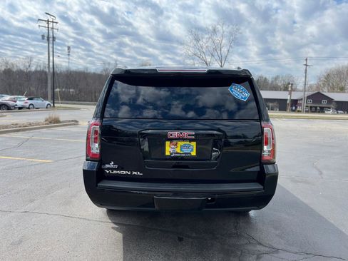 Used 2015 GMC Yukon XL SLT w/ Open Road Package image 6