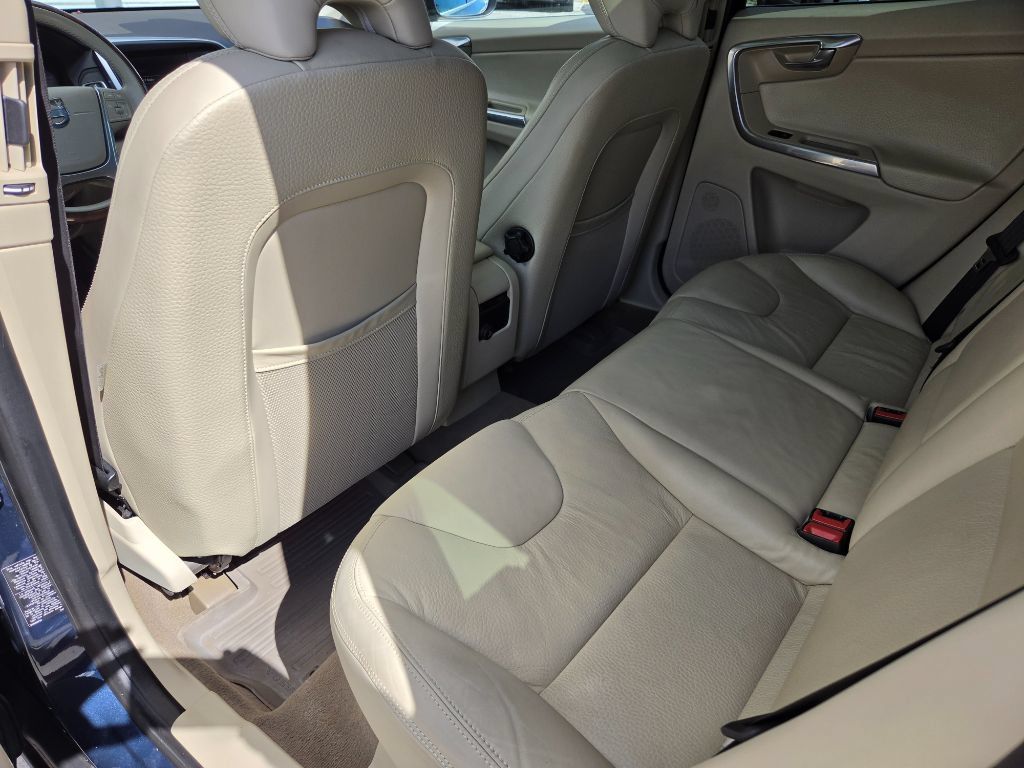 Used 2013 Volvo XC60 T6 AWD/4WD image 30