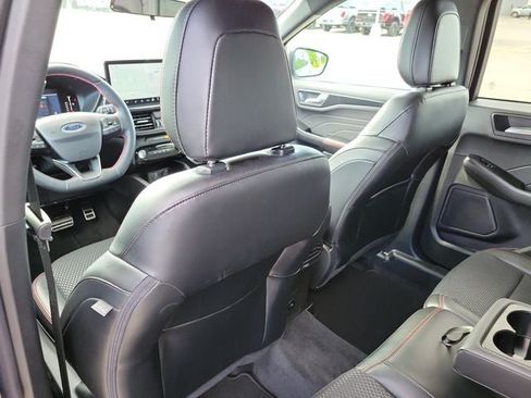 Used 2024 Ford Escape ST-Line w/ Tech Pack #1 AWD/4WD image 24