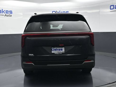 Certified 2026 Kia Carnival SX Prestige FWD image 6