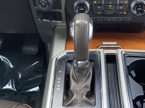 Used 2017 Ford F150 King Ranch w/ Equipment Group 601A Luxury AWD/4WD image 34