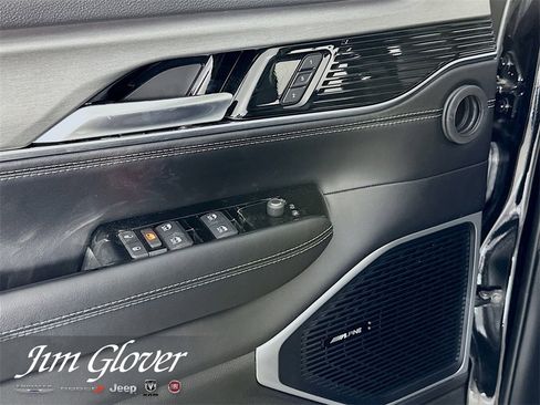 New 2024 Jeep Wagoneer L Series II w/ Convenience Group I image 23