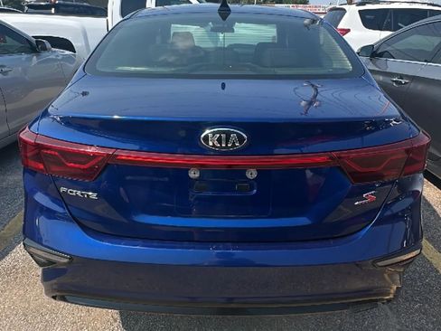 Used 2019 Kia Forte S w/ S Premium Package image 6