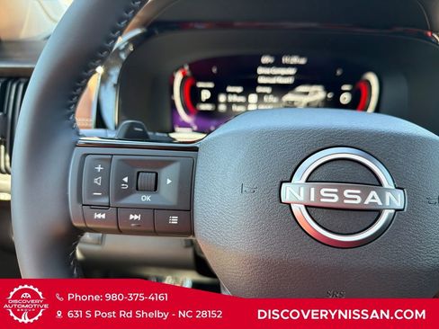 New 2026 Nissan Pathfinder Platinum AWD/4WD image 24