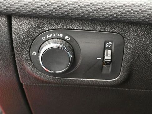 Used 2017 Chevrolet Cruze LT w/ Convenience Package FWD image 15