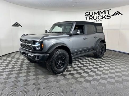 Used 2023 Ford Bronco Wildtrak image 2