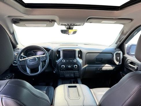 Used 2019 GMC Sierra 1500 Denali w/ Denali Ultimate Package AWD/4WD image 8