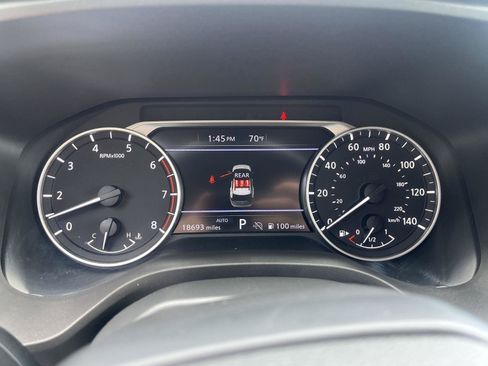 Certified 2025 Nissan Rogue SV AWD/4WD image 28