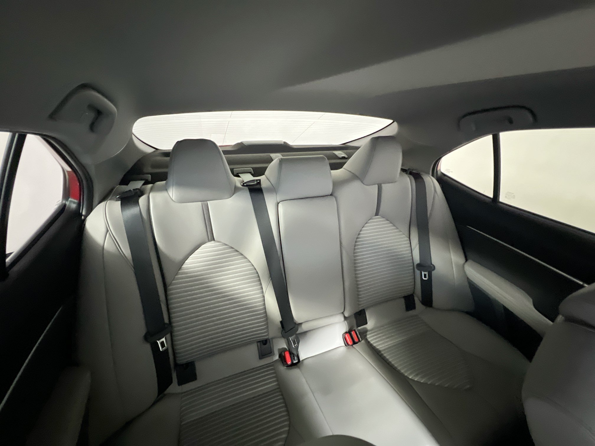 Used 2023 Toyota Camry SE FWD image 31