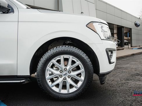 Used 2021 Ford Expedition Max XLT image 8