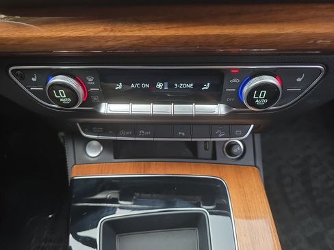 Used 2023 Audi Q5 2.0T Premium Plus w/ Premium Plus Package image 23