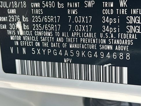 Used 2019 Kia Sorento FWD V6 image 32