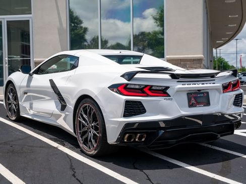 Used 2023 Chevrolet Corvette Stingray Premium Conv w/ Z51 Performance Package RWD image 21