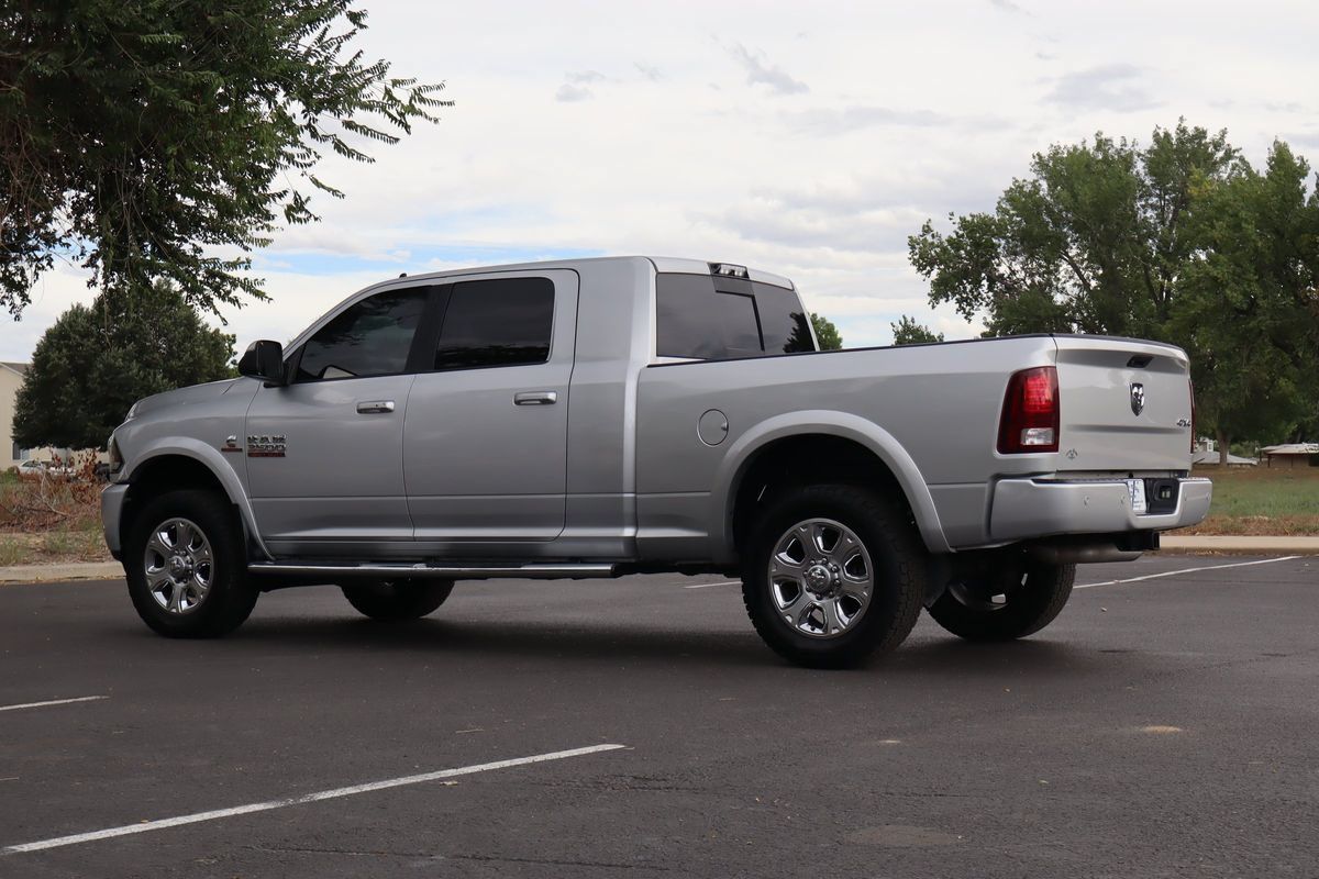 Used 2018 RAM 3500 Laramie w/ Sport Appearance Group AWD/4WD image 7