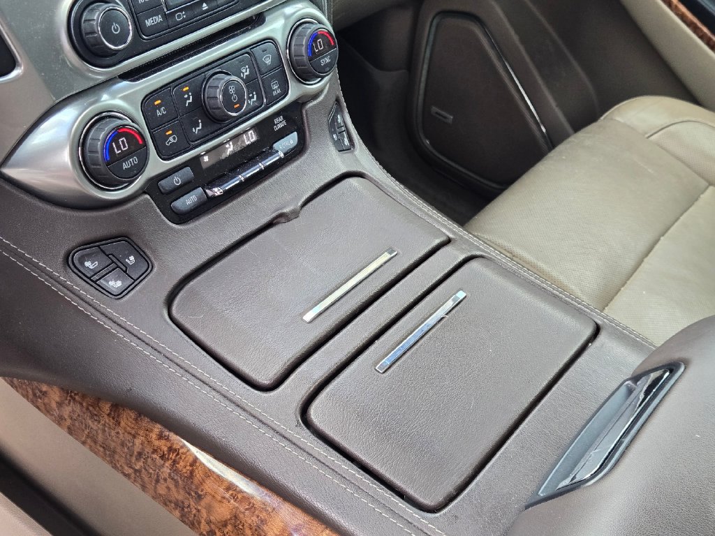 Used 2018 Chevrolet Tahoe Premier RWD image 28