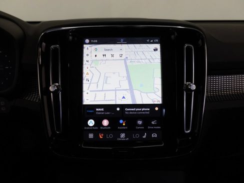 Used 2021 Volvo XC40 P8 Recharge w/ Advanced Package AWD/4WD image 37