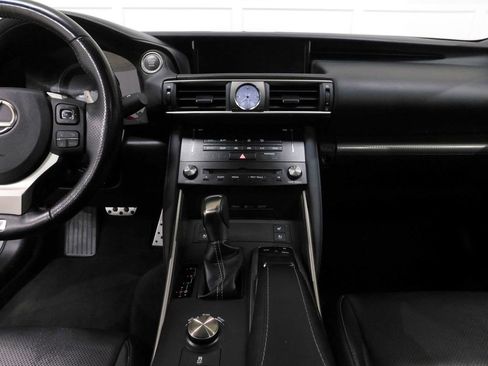 Used 2018 Lexus IS 300 F Sport w/ F Sport Package image 46