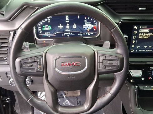 Used 2024 GMC Sierra 1500 AT4X image 11