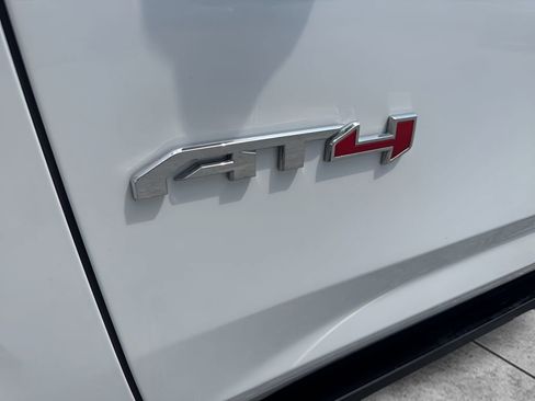 Used 2023 GMC Yukon XL AT4 w/ AT4 Premium Plus Package AWD/4WD image 39