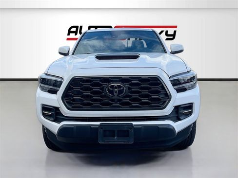 Used 2021 Toyota Tacoma TRD Pro image 2