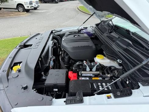 New 2026 RAM 1500 Express AWD/4WD image 31