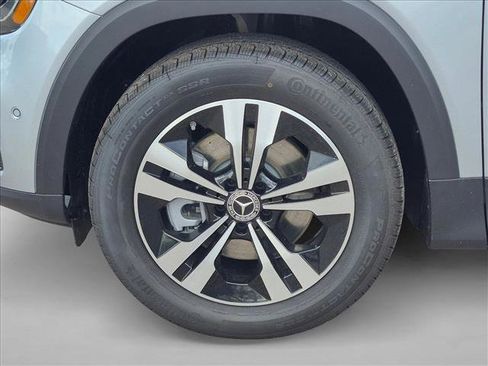 New 2026 Mercedes-Benz GLB 250 image 9