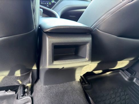Used 2023 Toyota Camry SE image 37
