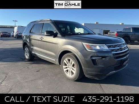 Used 2018 Ford Explorer XLT w/ Equipment Group 202A AWD/4WD image 1