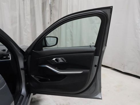 Used 2023 BMW 330i 330i w/ Driving Assistance Package image 29