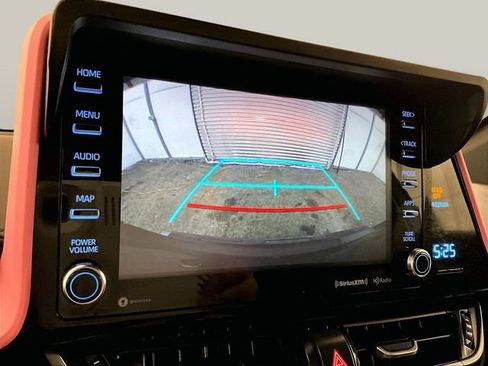 Used 2019 Toyota C-HR XLE FWD image 20
