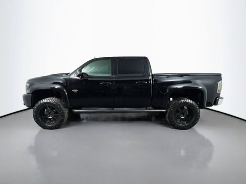 Used 2013 Chevrolet Silverado 1500 LT w/ All-Star Edition AWD/4WD image 2
