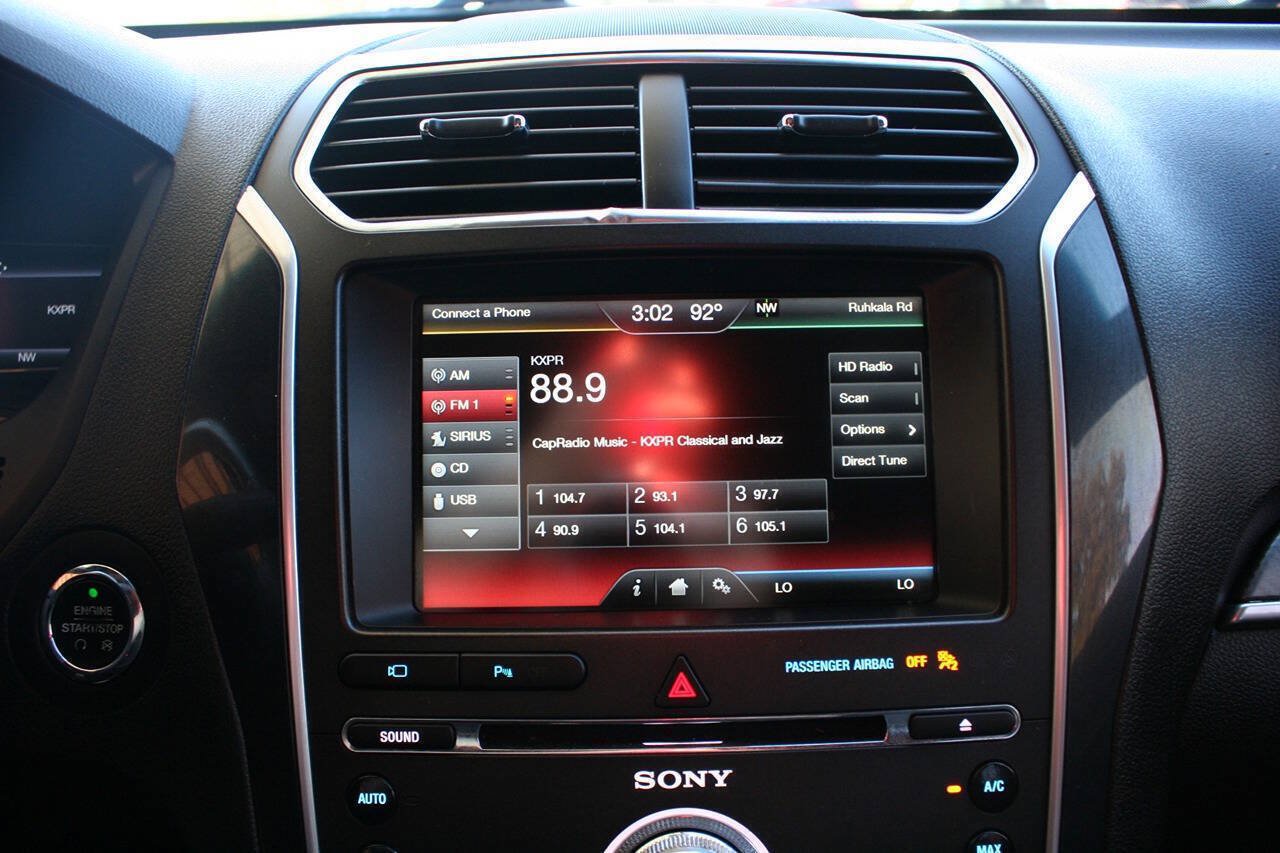 Used 2016 Ford Explorer Sport w/ Equipment Group 401A AWD/4WD image 18