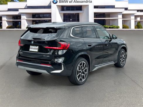 New 2026 BMW X1 xDrive28i w/ Technology Package AWD/4WD image 5