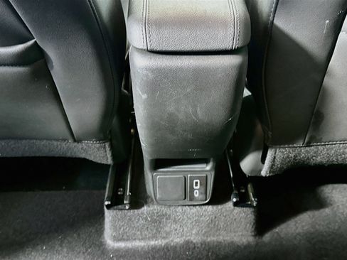 Used 2025 Buick Encore GX Preferred FWD image 28
