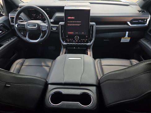 New 2026 GMC Yukon Denali RWD image 16