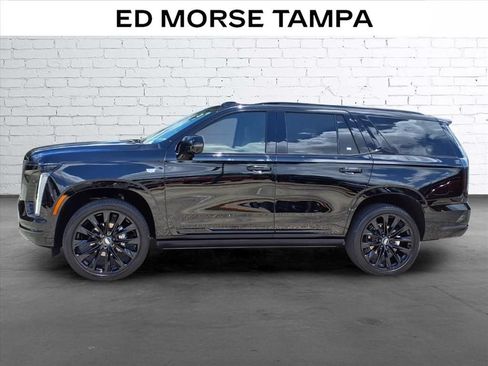 Used 2026 Cadillac Escalade Platinum Sport w/ LPO, ONYX Package AWD/4WD image 2