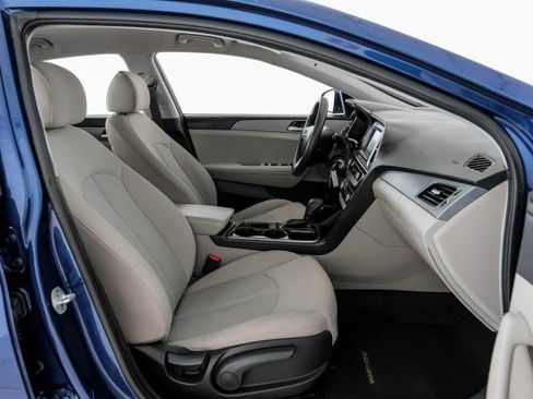 Used 2018 Hyundai Sonata SE FWD image 30