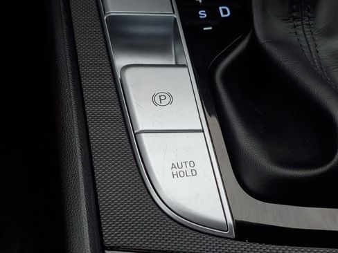 Used 2022 Hyundai Elantra SEL w/ Convenience Package image 29