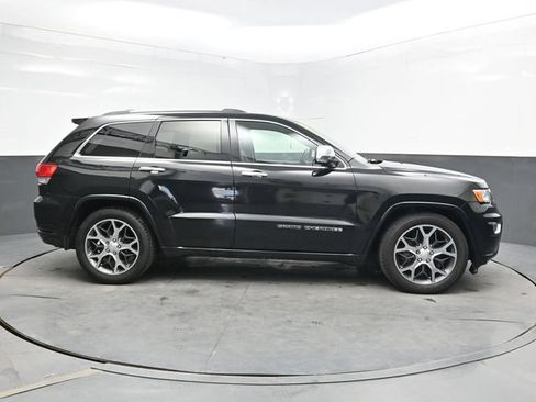 Used 2019 Jeep Grand Cherokee Overland AWD/4WD image 9