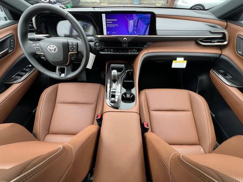 New 2026 Toyota Crown Signia image 24